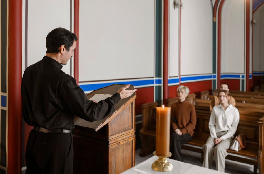 The Power of Community: What to Expect at a Non-Denominational Church Meeting