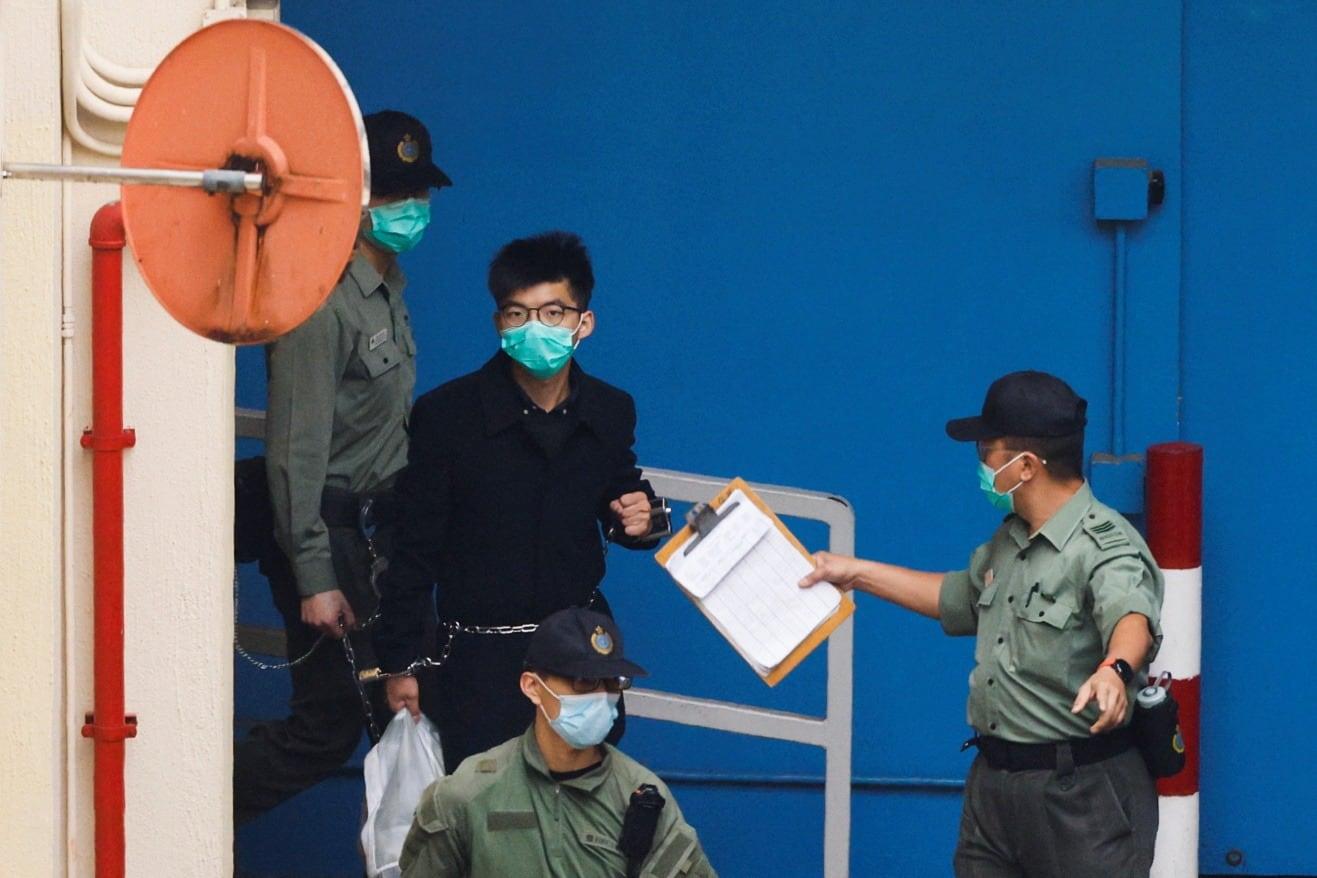 黃之鋒於47人案被判56個月監禁,原預計最後一年半後出獄,惟突然被加控國安罪行。