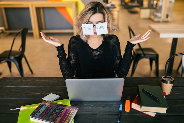 Finance Hacks: Secrets for a Stress-Free Budget