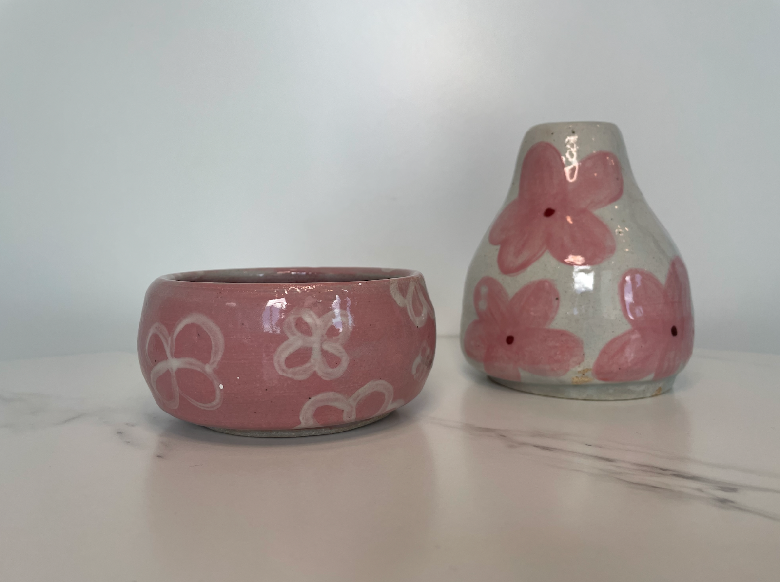 floral pottery