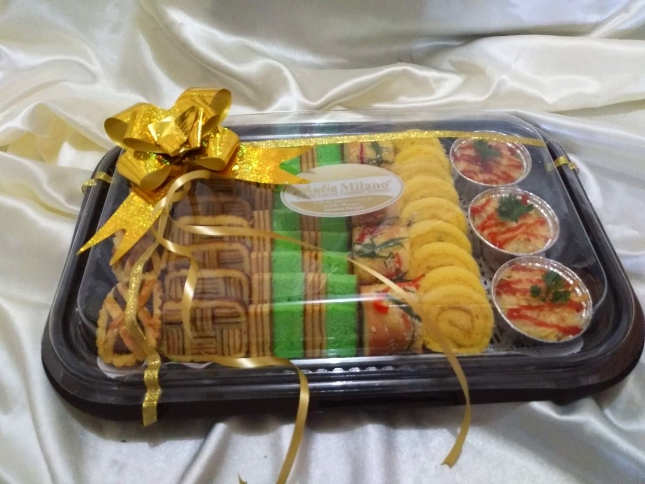 6. Parcel Snack Tradisional