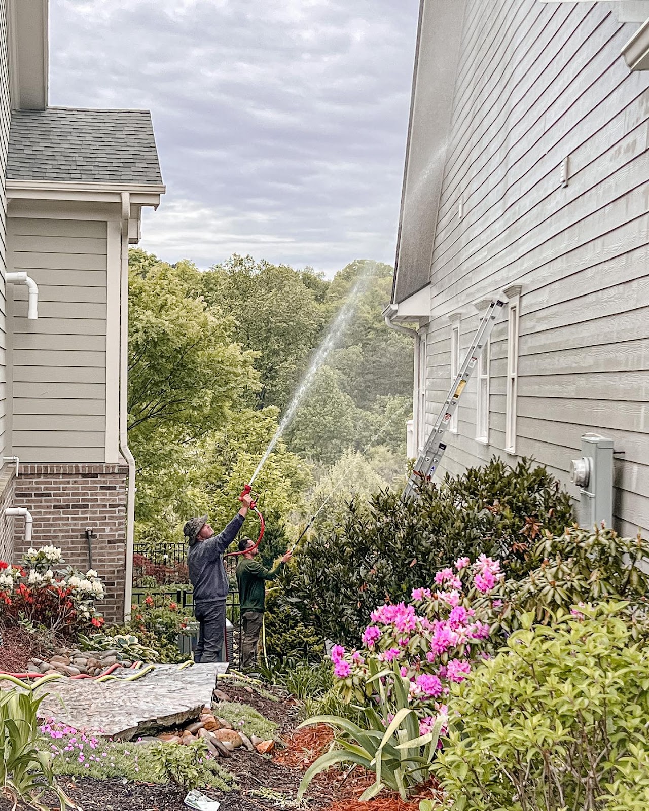 pressure cleaning the exterior walls