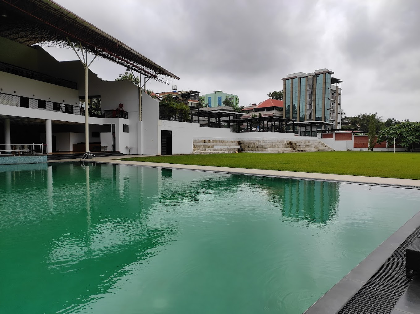 swimming classes in kochi