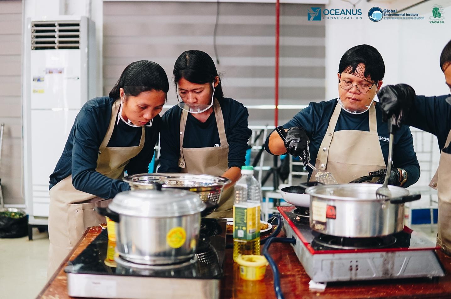 A group of women wearing aprons

AI-generated content may be incorrect.