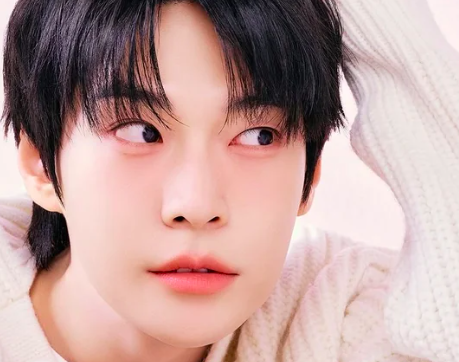 This contains an image of NCT's Doyoung 