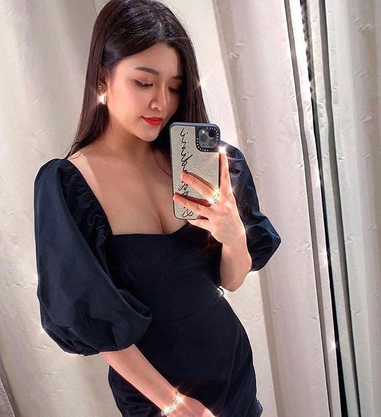 Wanita Panas yang Membuatmu Lupa Waktu, wanita panas, lupa waktu, cewek seksi