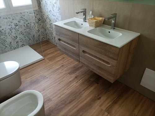 pavimento Step posato in bagno