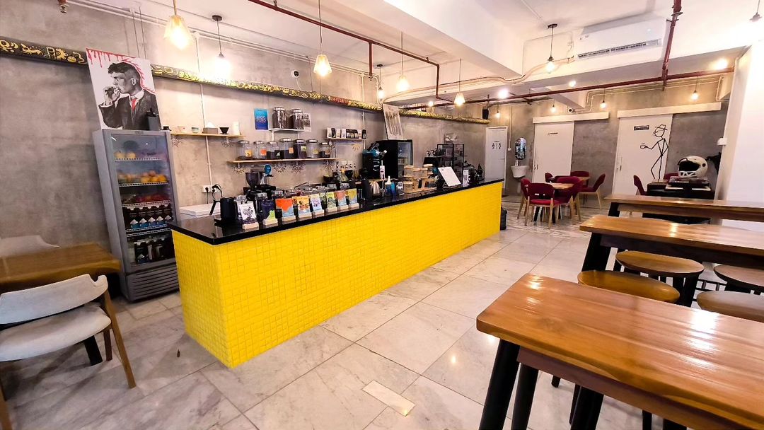 kopi murah di jakarta Deracikan Coffee Bar