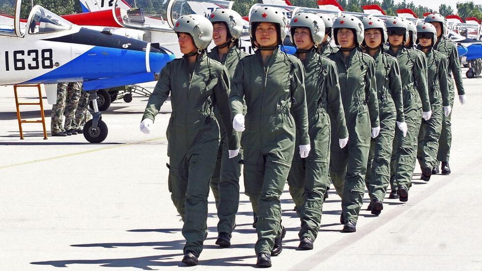 Des pilotes de l'avion de l'Arme populaire de libration, le 30 août 2009 sur la base de Tangshan, dans la province de Hebei.