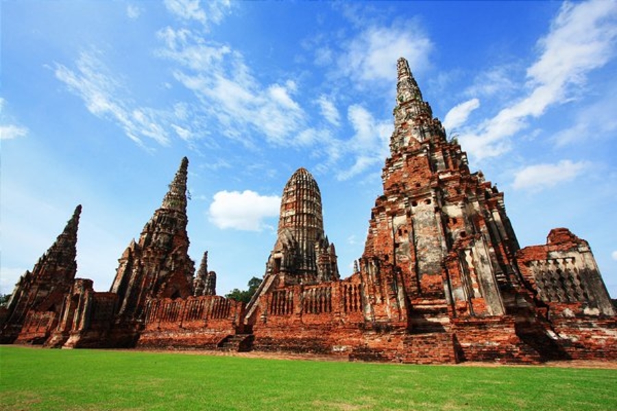 The Best Way To Explore Ayutthaya