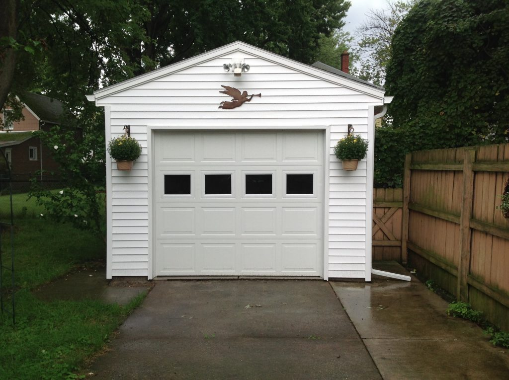 garage door width