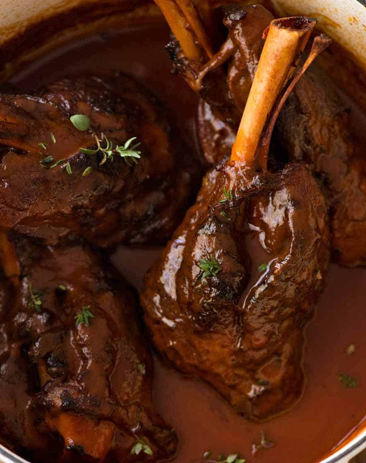 passover recipes: lamb shanks in red wine sauce