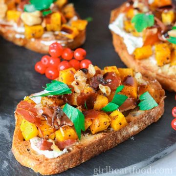 Roasted Acorn Squash Crostini