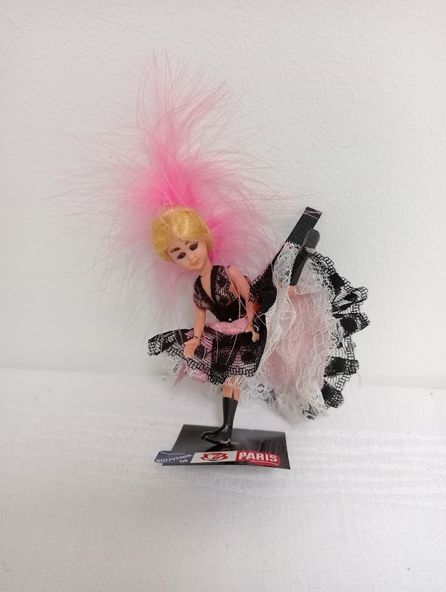 A Parisian cancan dancing doll