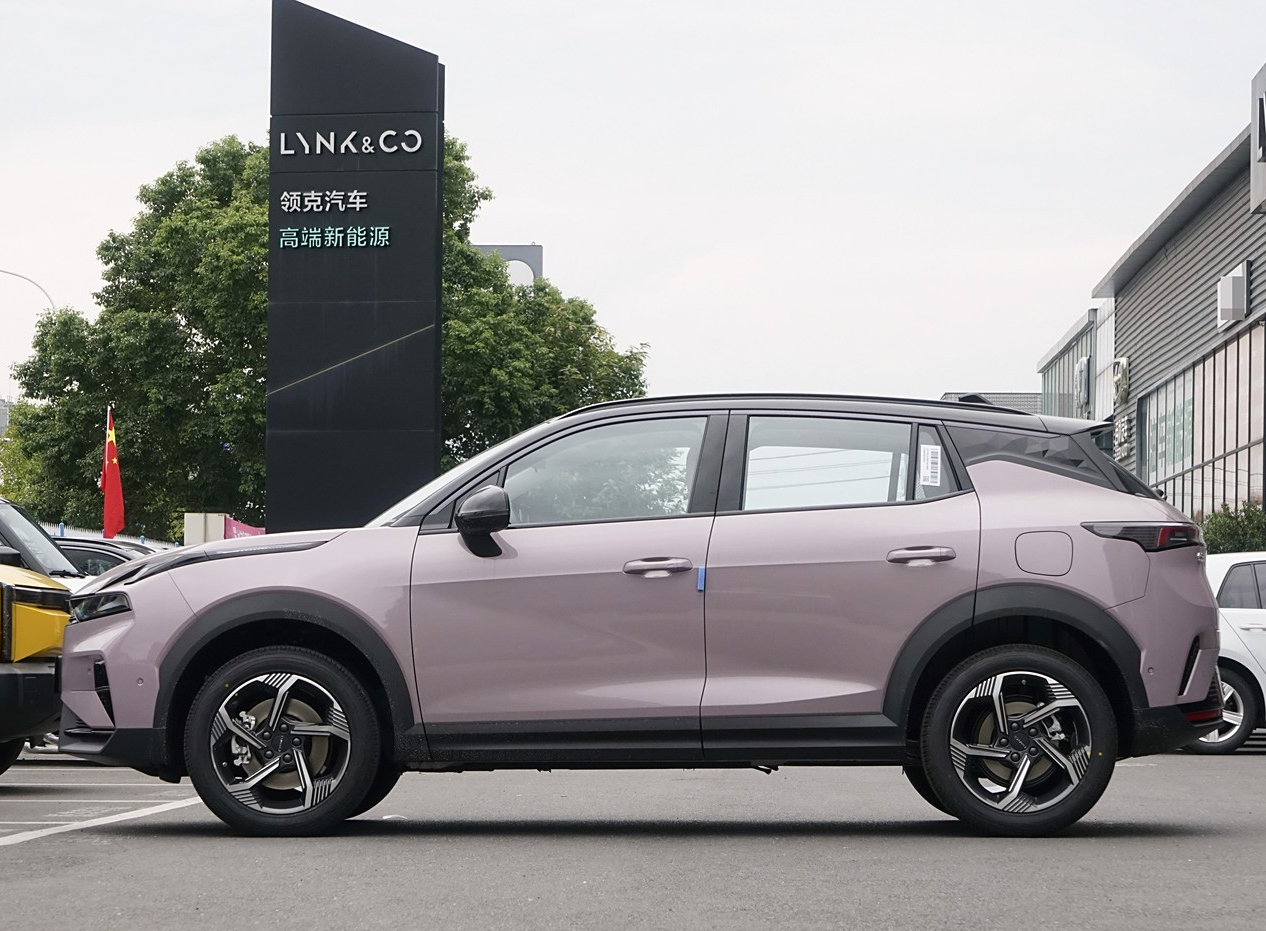 Lynk & Co: как недорогой китайский кроссовер перезагружает правила игры не без проблем роста, но с хорошим потенциалом
