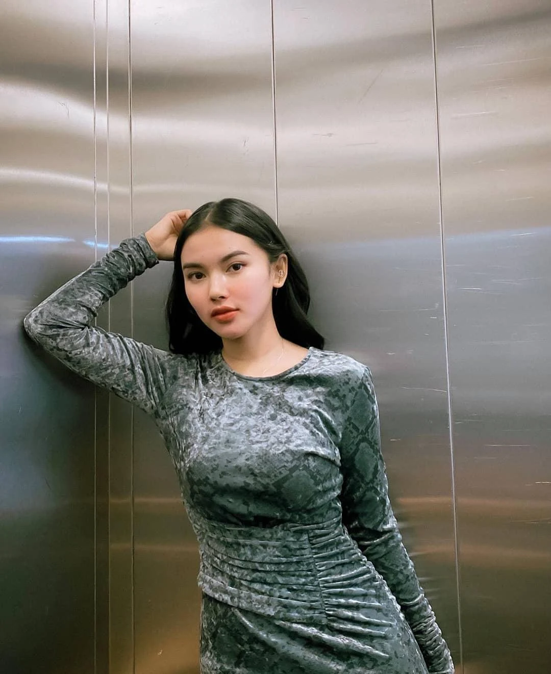 Gadis Penuh Gairah yang Membuat Hati Terguncang, gadis gairah, hati terguncang, cewek seksi