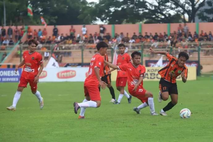 Nhận định soi kèo Persibo Bojonegoro vs Persela Lamongan, 15h30 ngày 12/10: Cuộc chiến đầy hứa hẹn