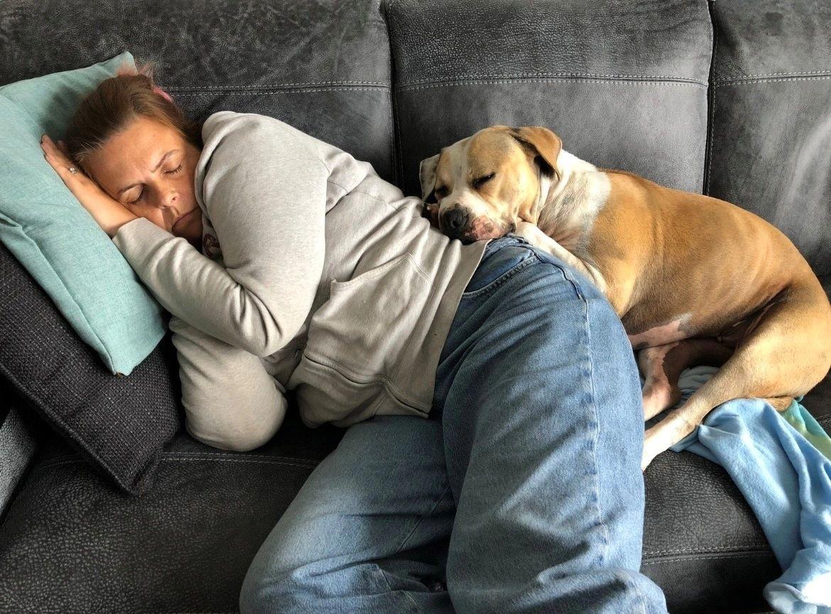 Marilyn with Lola caught napping on the job…