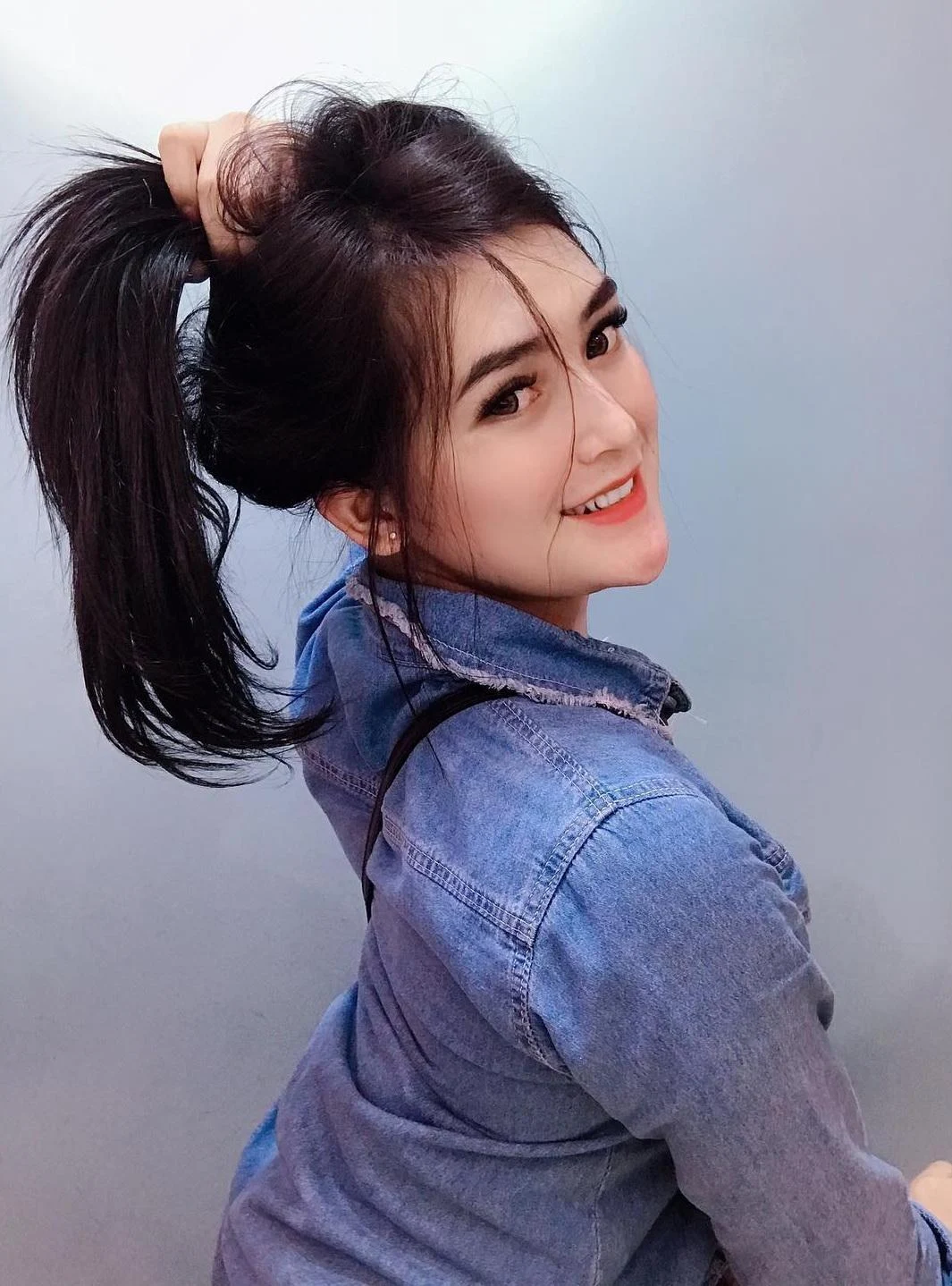 Wanita Cantik Membara, wanita cantik, membara, seksi