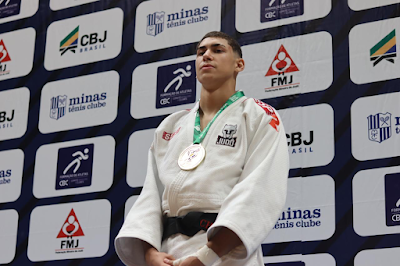 Luan Almeida, do SESI SP, foi o campeão do meio-médio (Foto: Lara Monsores / CBJ)