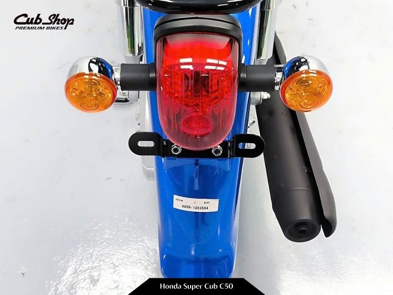 Đèn hậu và xi nhan Xe Honda Super Cub 50