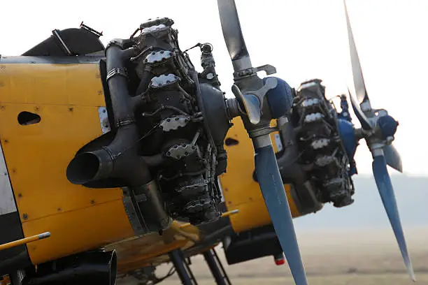 Continental vs Lycoming Engines