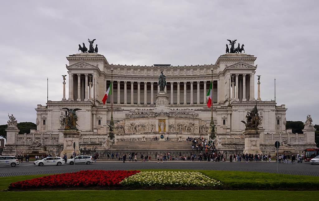 tourist attractions of rome italy