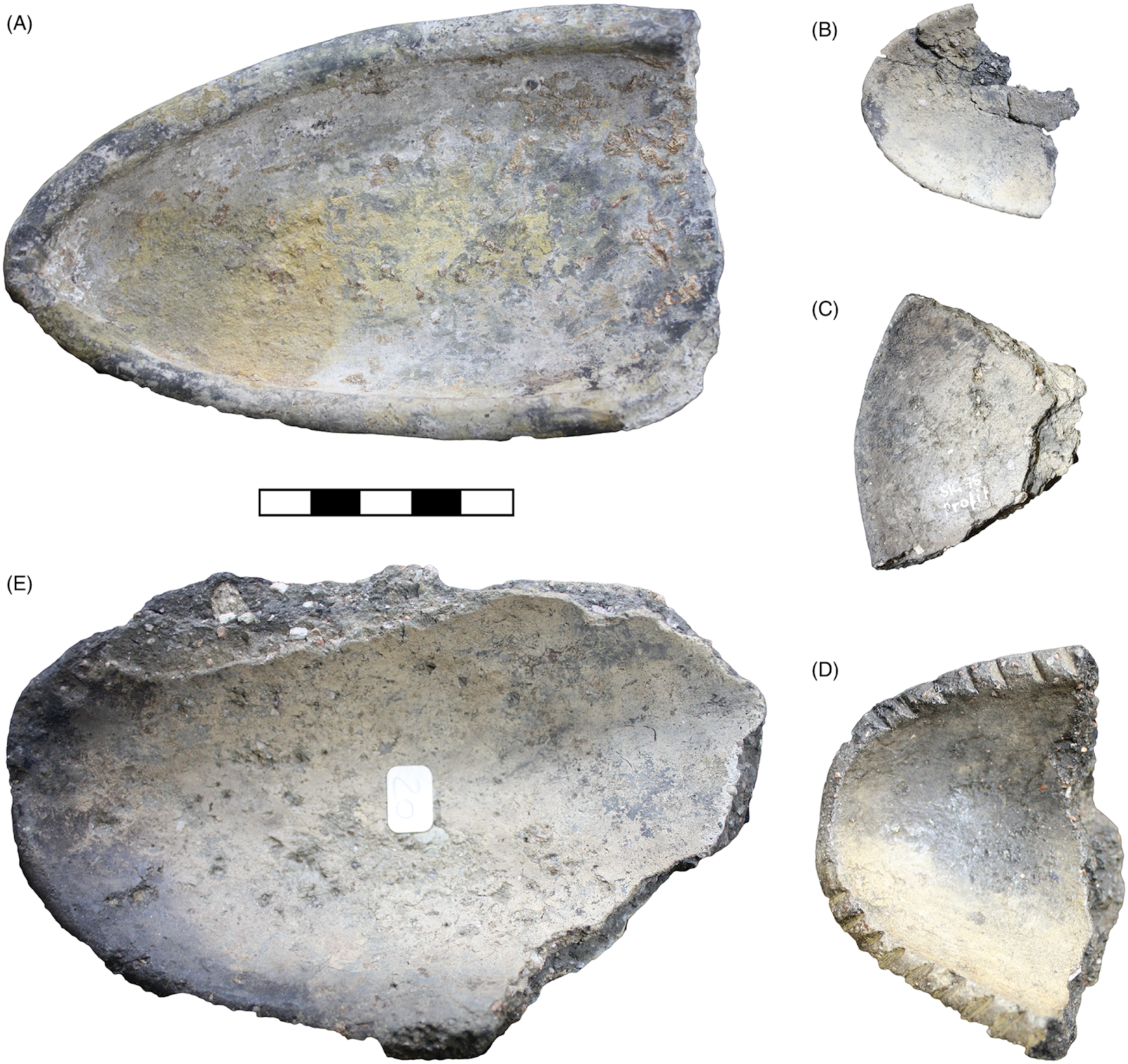 Oil lamp fragments from the Ertebølle culture of the western Baltic