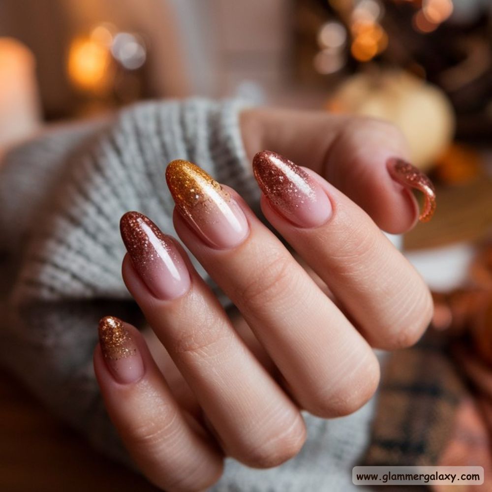 Thanksgiving Nail Designs having Thanksgiving-Themed Glitter Gradient Nails
