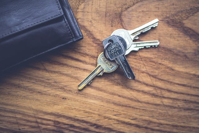 Keys sitting on table