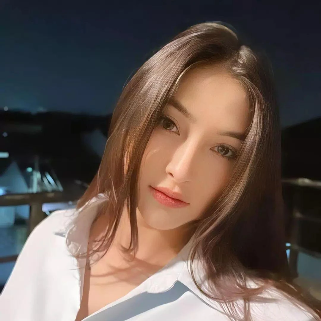 Cewek Menggoda yang Membuatmu Merasa Tertantang, cewek menggoda, tertantang, gadis seksi
