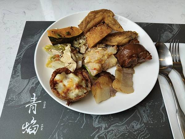 新北新莊青焰碳烤熟成牛排~凱悅嘉軒酒店~點排餐+自助吧無限續