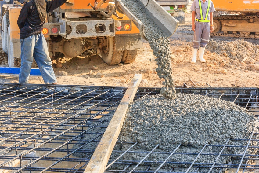 Choosing the Right Industrial Concrete Contractor: Key Factors to Consider