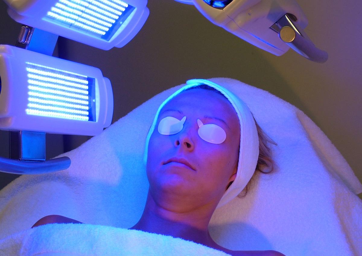 Diversità | Fototerapia - Diversità Dermatologia