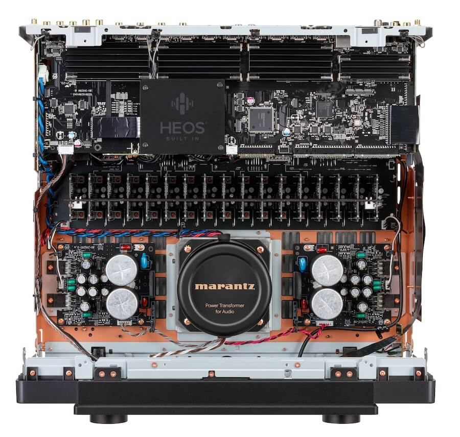 Marantz AV 20 preamp/processor inside view.