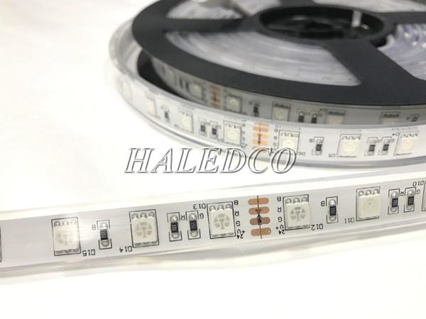 Bề mặt chống nước tuyệt đối