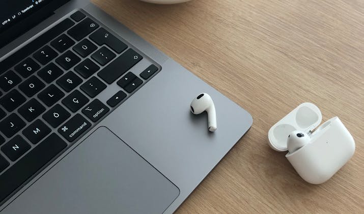 How to Fix the Issue of Airpods Pro One Ear Quieter 1