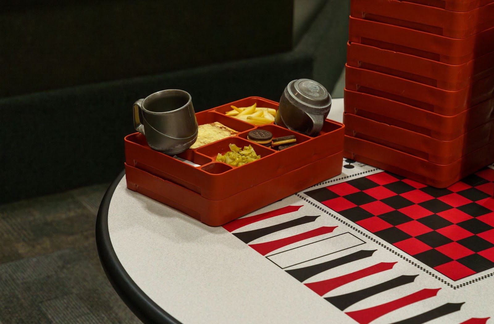meal tray jail