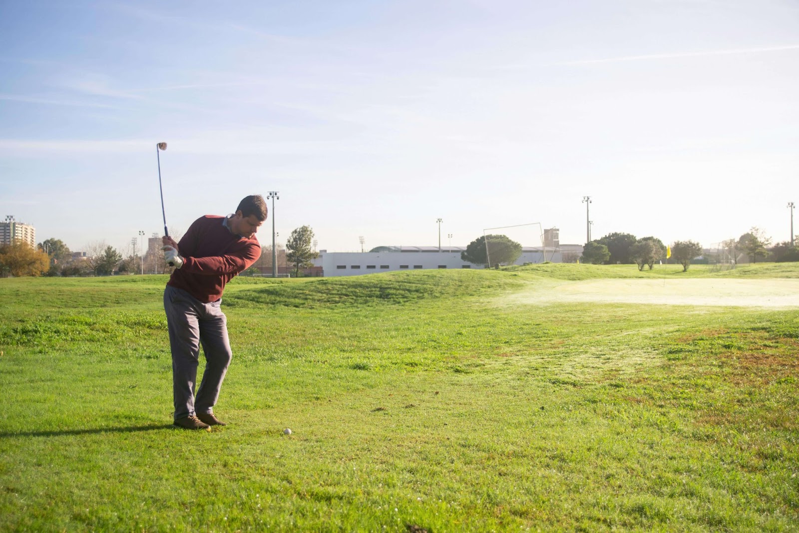 chip shot onto green
