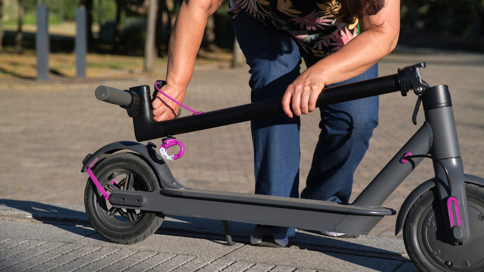Folding Electric Scooter vs. Regular Electric Scooter
