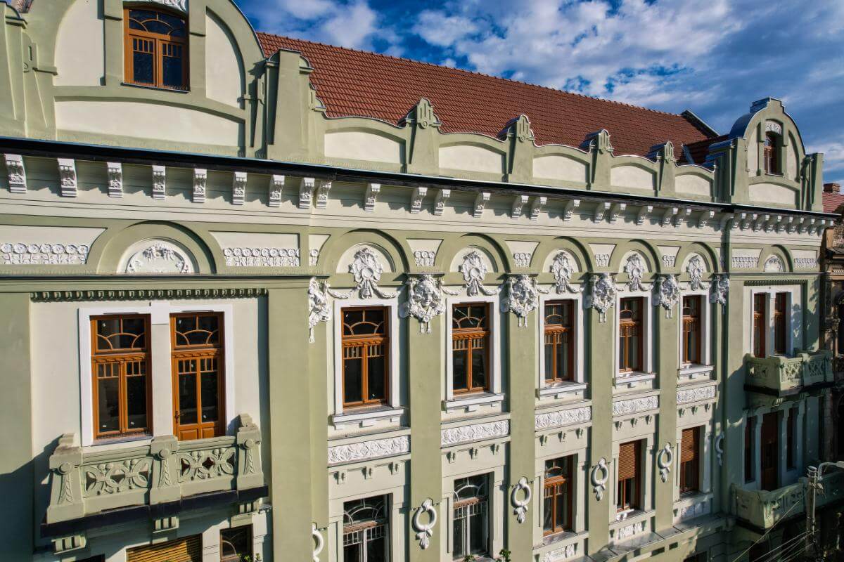 Culori pentru casă de exterior – alegerea nuanțelor și a vopselelor care îmbină stilul cu eficiența, 2, Murali Store