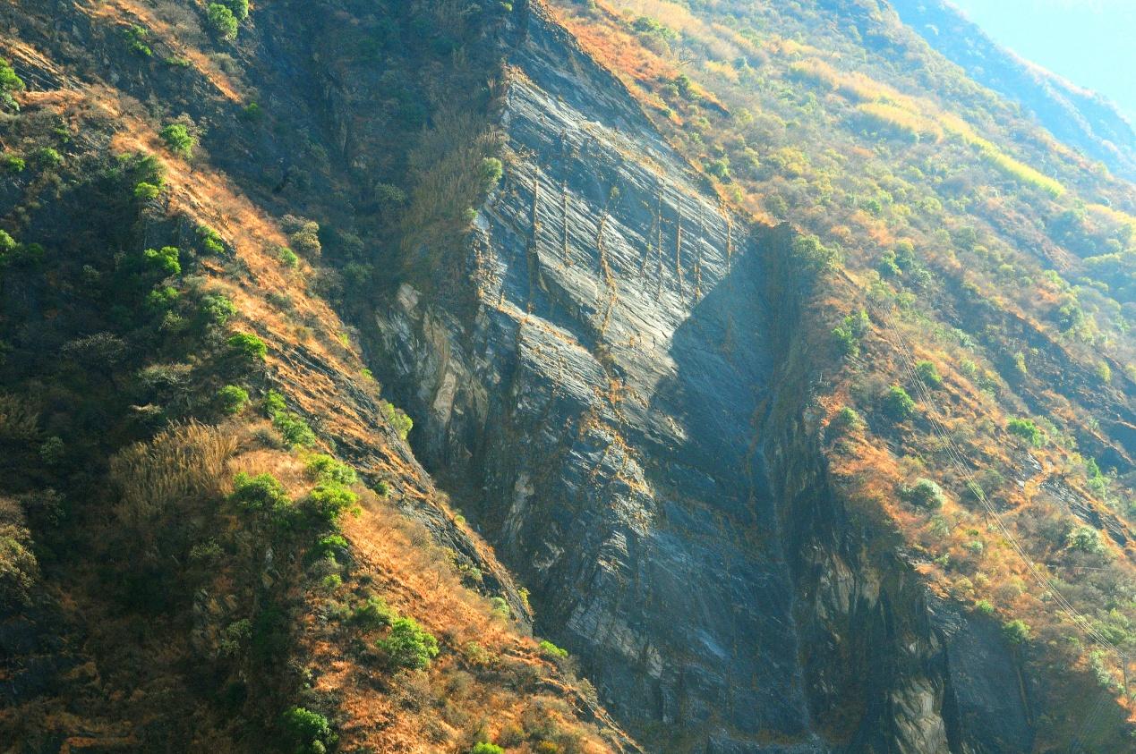 金沙江虎跳峡水电工程四大害∕范晓