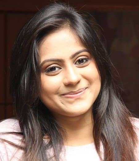 Hindi Tv Actress Dincy Vira Biography, News, Photos, Videos | NETTV4U