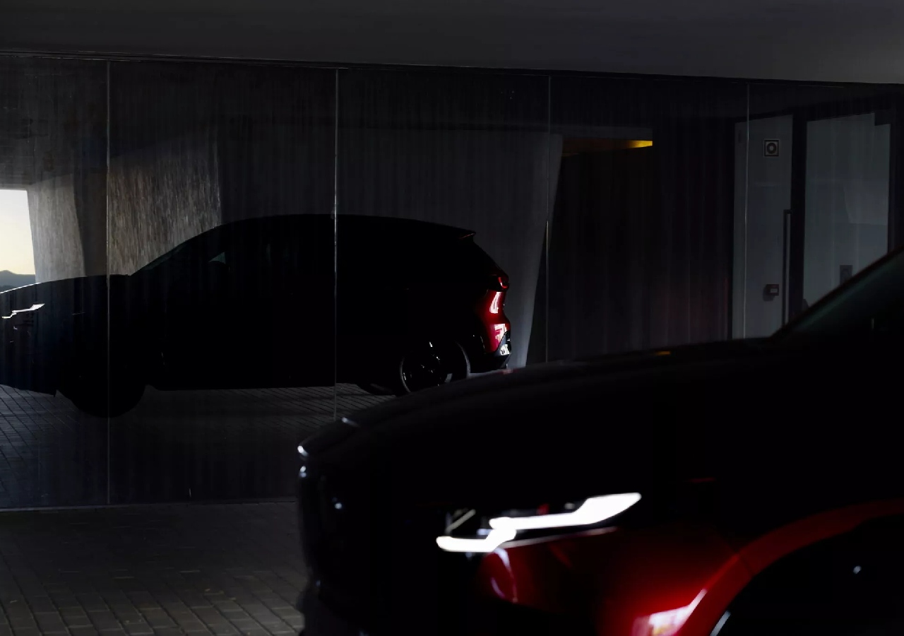 مازدا CX-5 2026 تقدم تقنيات أمان متقدمة، تصميم داخلي فاخر، وأنظمة دفع هجينة مبتكرة لتعزيز الأداء والكفاءة.
