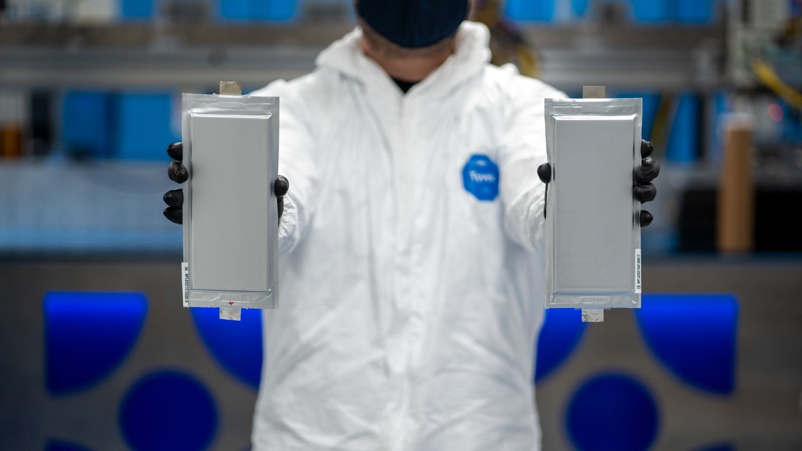 The Solid State Battery promises to transform the EV industry by offering lighter, safer, and much more efficient energy storage solutions