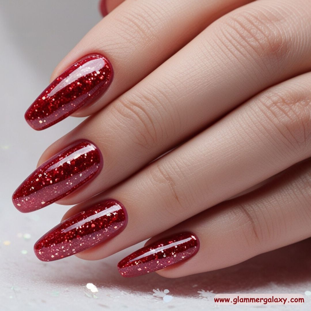 Red Winter Nail Designs having Glitter Touch
