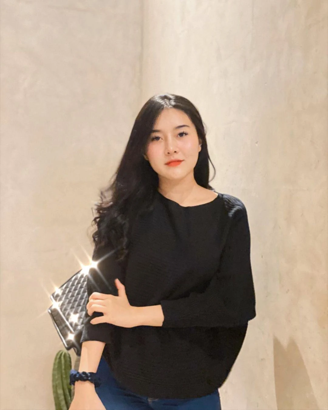 Wanita Cantik yang Membuatmu Hanyut dalam Fantasi, wanita cantik, hanyut dalam fantasi, cewek seksi