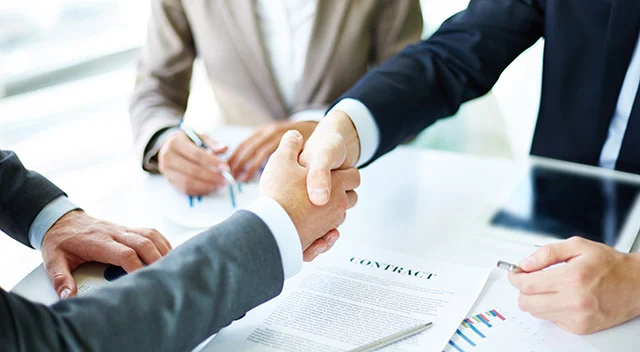 Để kinh doanh mã ngành cho thuê lại lao động bền vững, chủ doanh nghiệp cần đáp ứng điều kiện về vốn, giấy phép hoạt động, đảm bảo quyền lợi cho người lao động