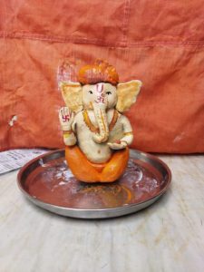 Ganesh એક કલાકાર શિક્ષકે બનાવ્યા અનોખા ગણપતિ : જાણો, કઈ રીતે બનાવી eco-friendly મૂર્તિ