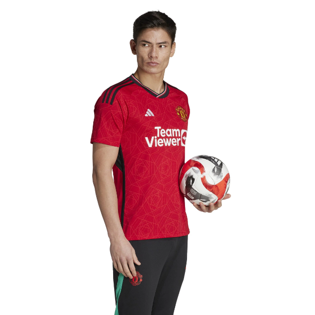 Best Adidas soccer jerseys: Manchester United’s red home jersey.